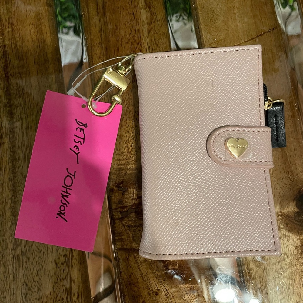 Betsy Johnson bifold wallet